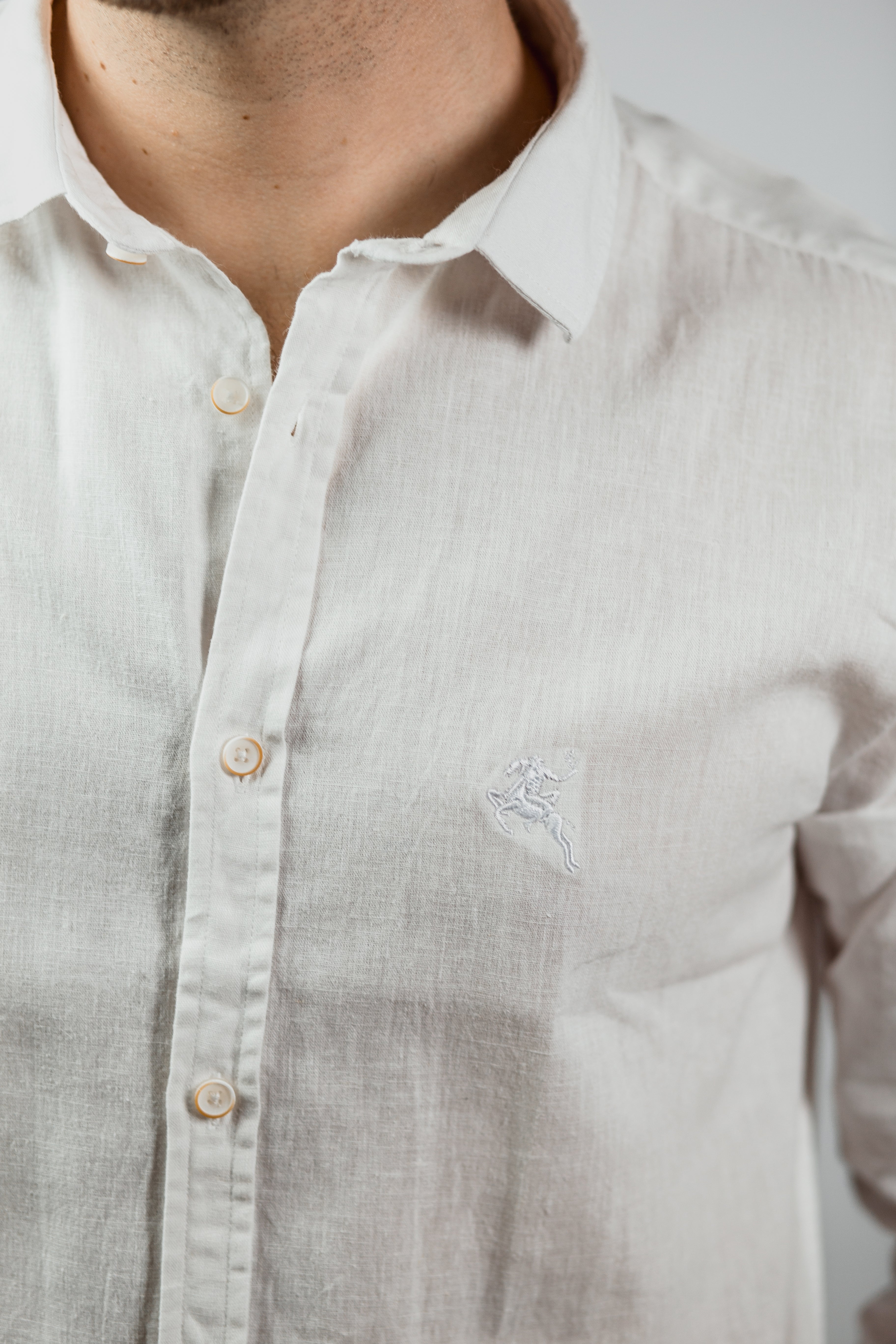 CAMISA DE LINHO MONTRÊ BRANCA